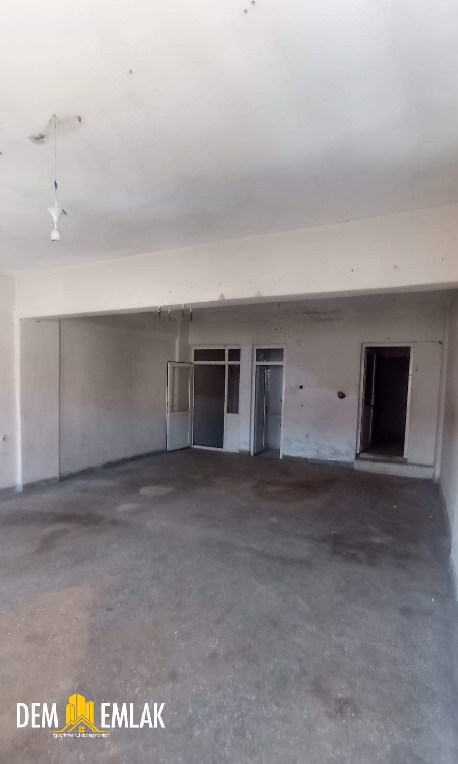 SATILIK 3 KATLI DÜKAN TİRİGOCULARDA
