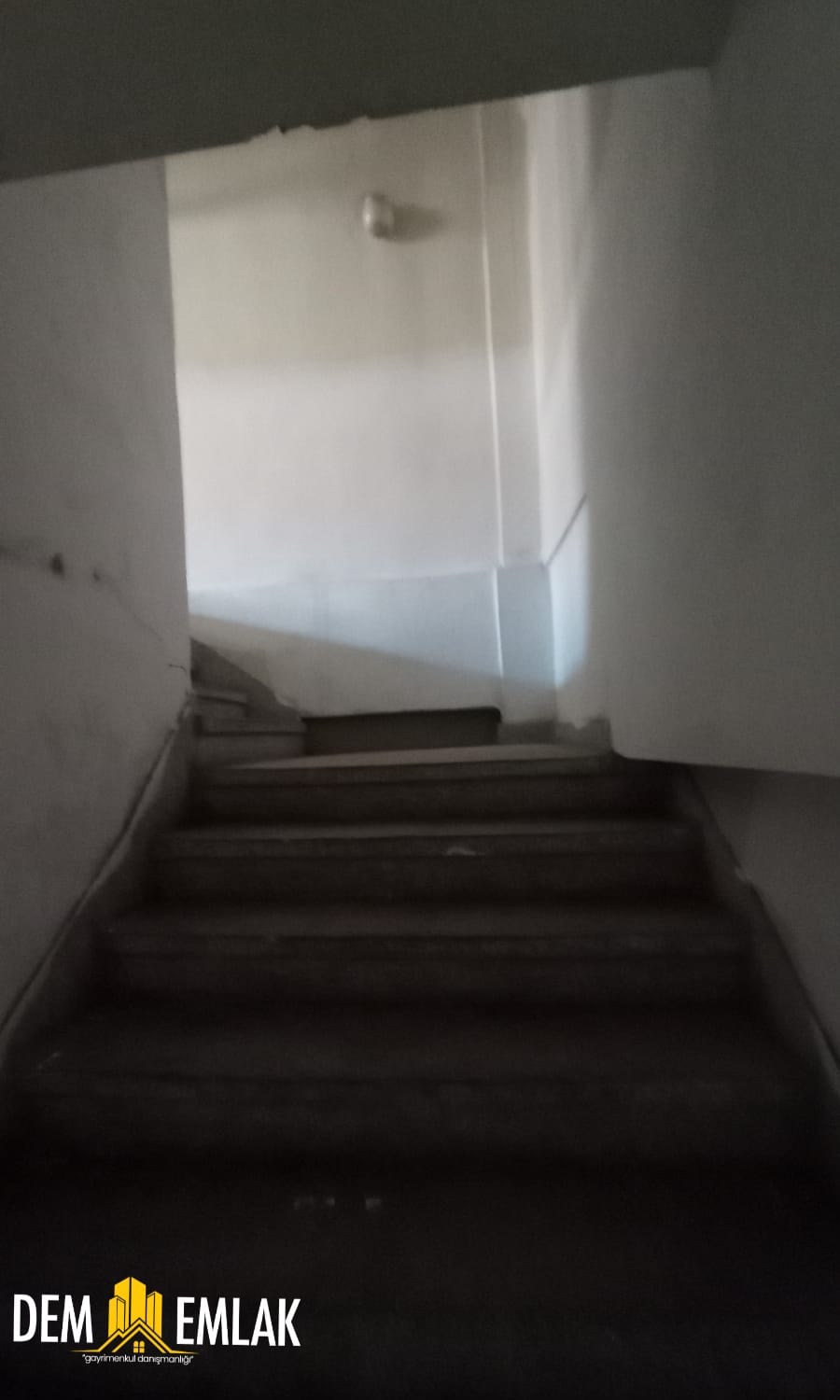 SATILIK 3 KATLI DÜKAN TİRİGOCULARDA